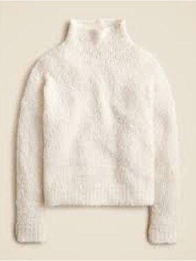 ❤️🔥5/$25❤️🔥Minimalist & Cozy Mock Neck Fuzzy Crop Sweater in Cream